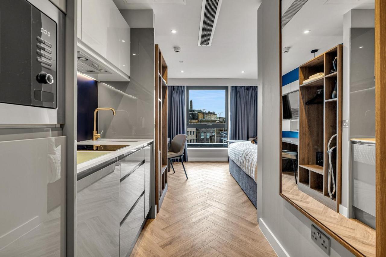 Roomzzz EDI Exteriér fotografie